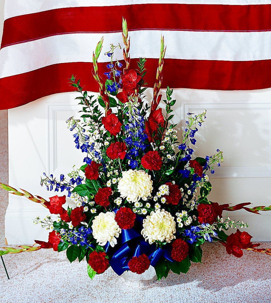 Patriotic Salute Flint Florists Vogts Flowers Flushing Florist Grand