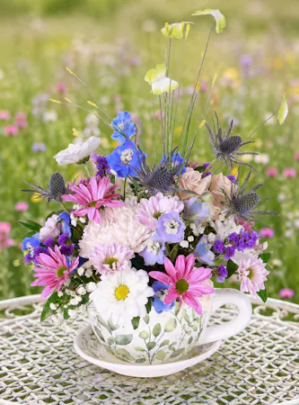 Daisy, Chrysanthemum Teacup Arrangement